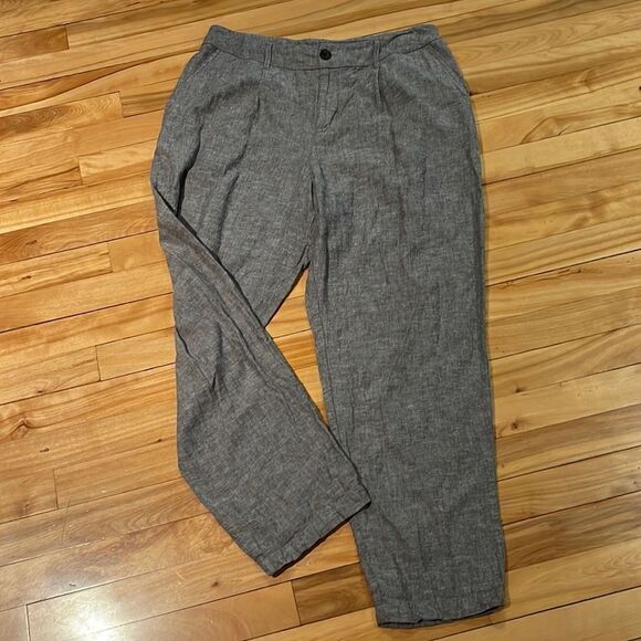 A New Day gray linen blend pleated ankle pants. Size 12. - Picture 1 of 5